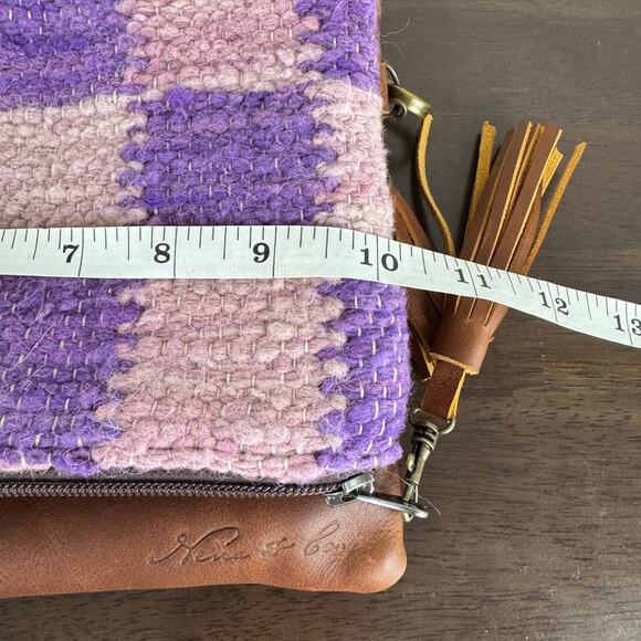 Kena & Lo fold over crossbody - Picture 5 of 10